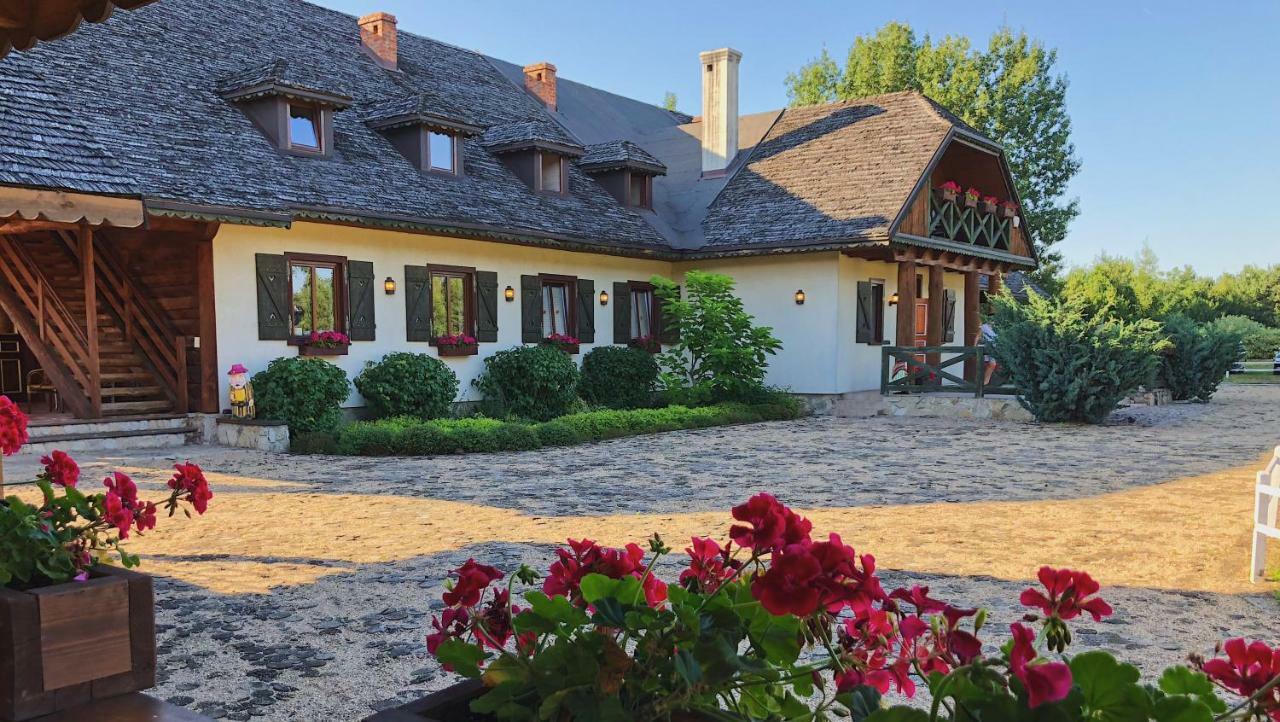 Dworek Pod Wiecha Kaweczyn (Piaseczno) Exterior foto